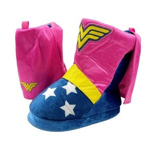 Wonder Woman Slipper Soft Boots Little Girls Size M 7/8